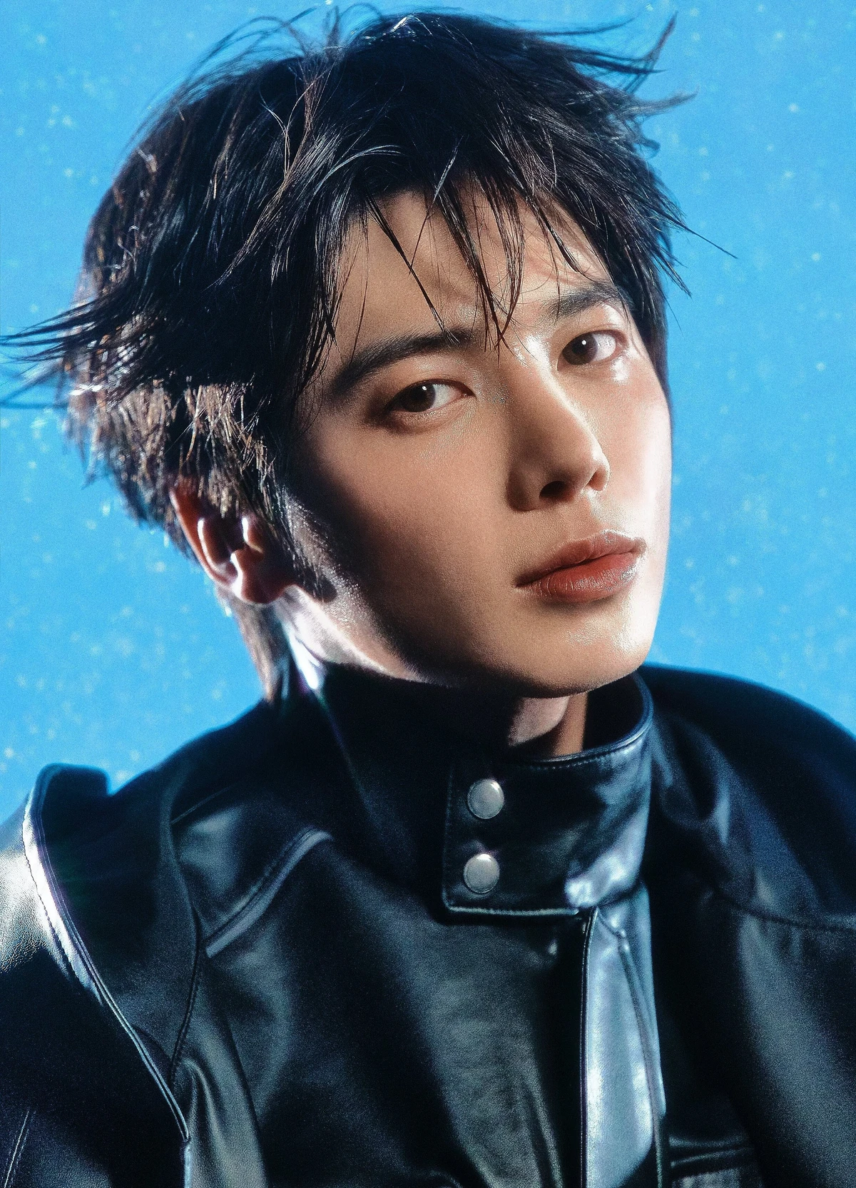 Taehyun (TXT) wearing saturated autumn looks with molten metallics, showcasing burnt sienna, chartreuse, emerald, molten gold, and espresso from the Vibrant Autumn palette.